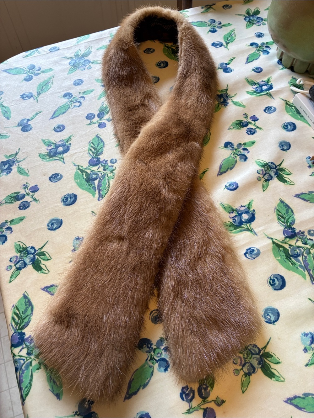 Luxurious Brown Mink Fur Scarf - Classic Wrap